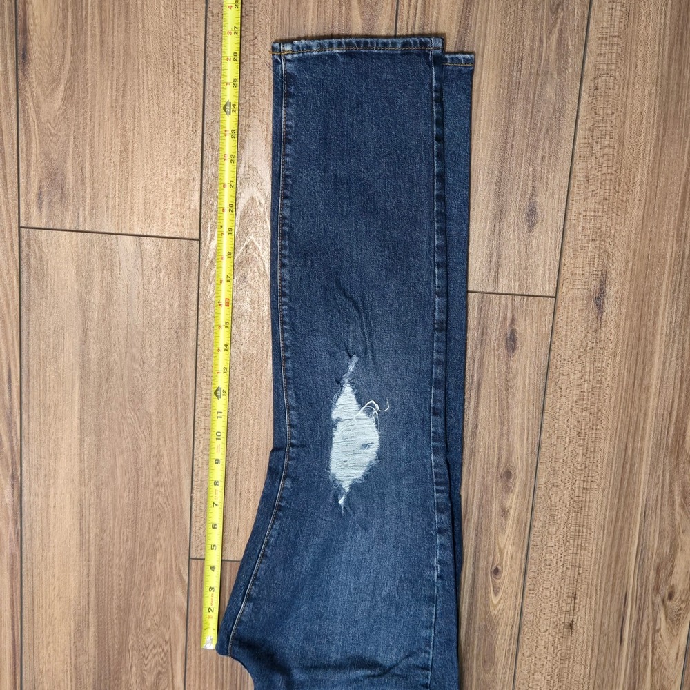 Universal Thread Womens High Rise Slim Straight Distressed Jeans Blue 8/29R - Picture 6 of 10